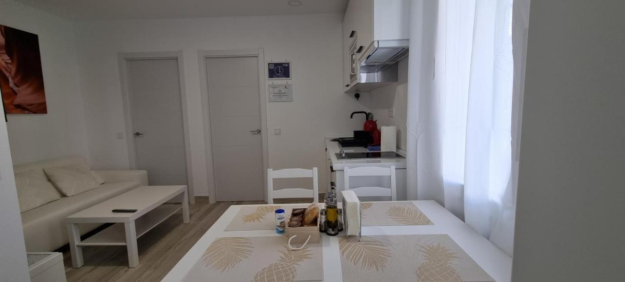 Apartamentos Tanez Santurce A Madrid Exterior photo
