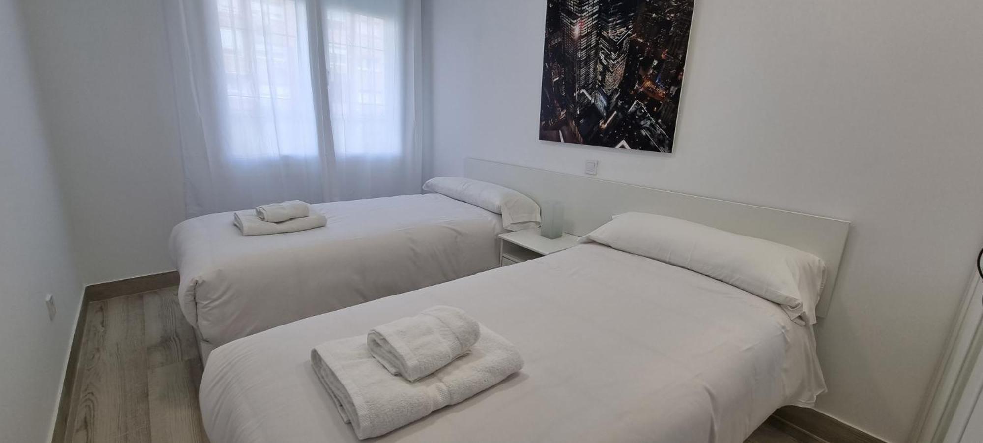 Apartamentos Tanez Santurce A Madrid Exterior photo